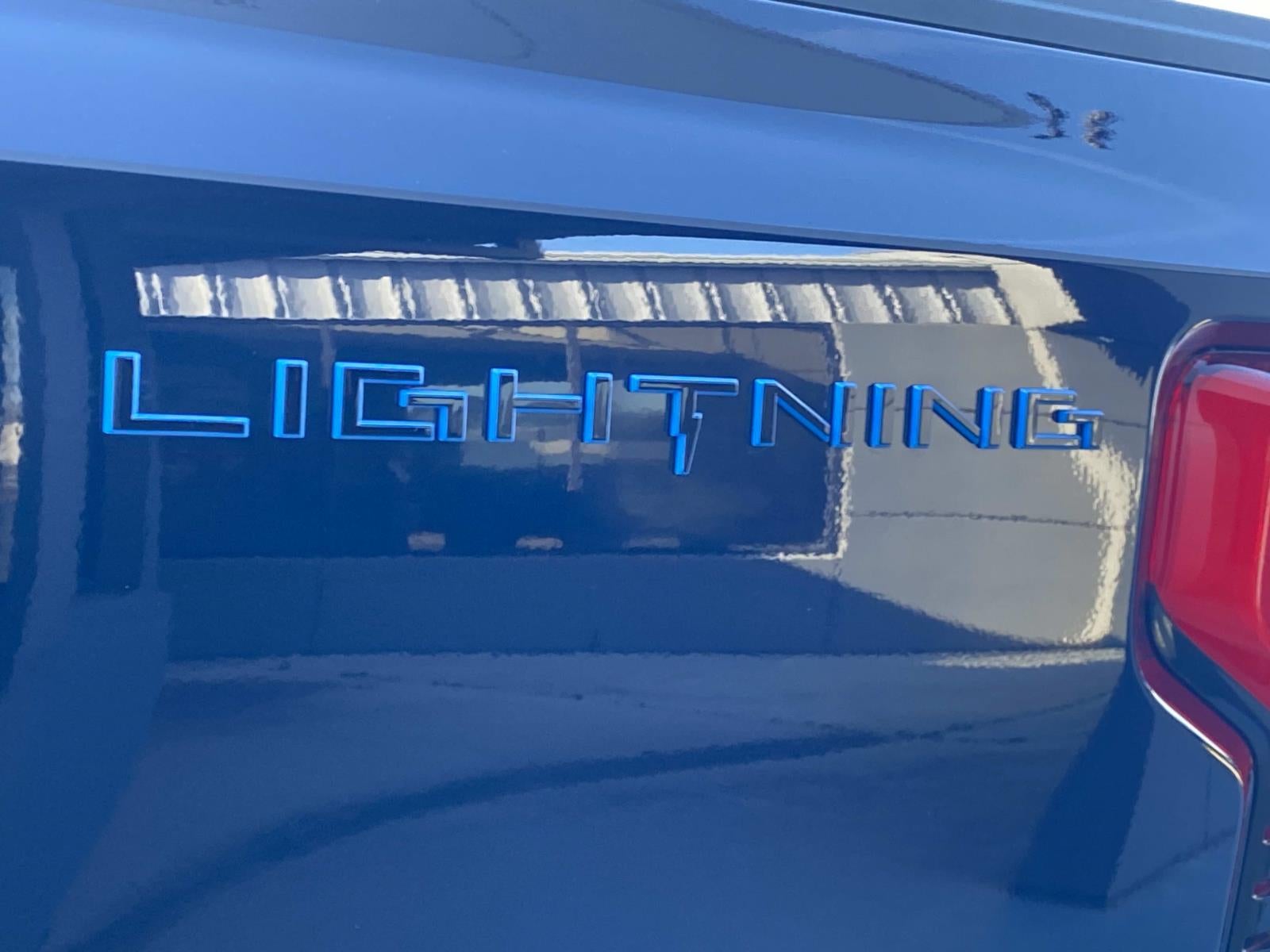 2025 Ford F-150 Lightning Lariat