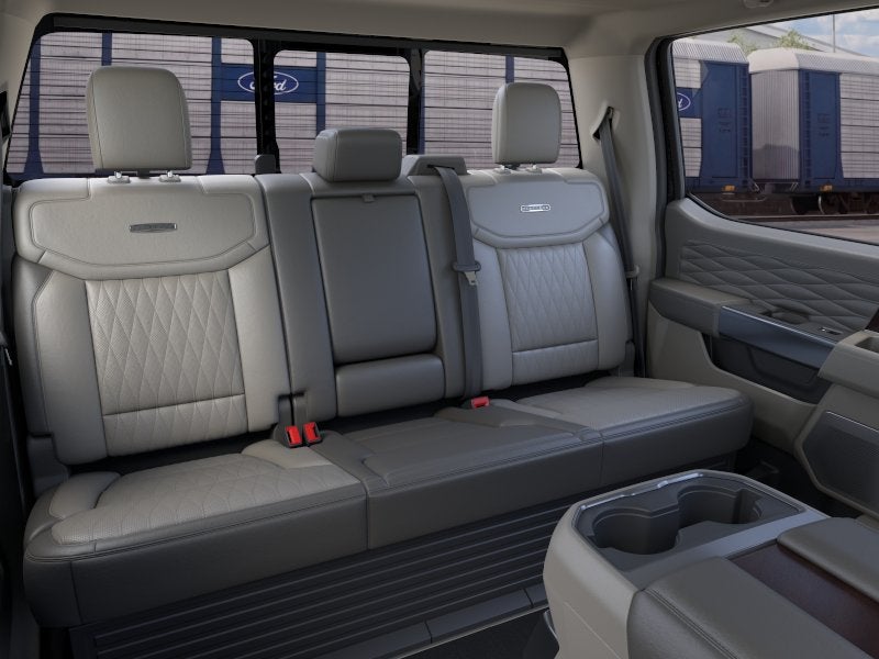 2026 Ford Super Duty F-350 SRW Platinum