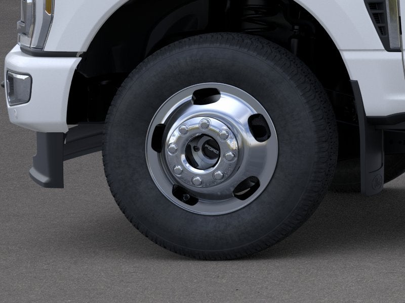 2026 Ford Super Duty F-350 DRW Platinum