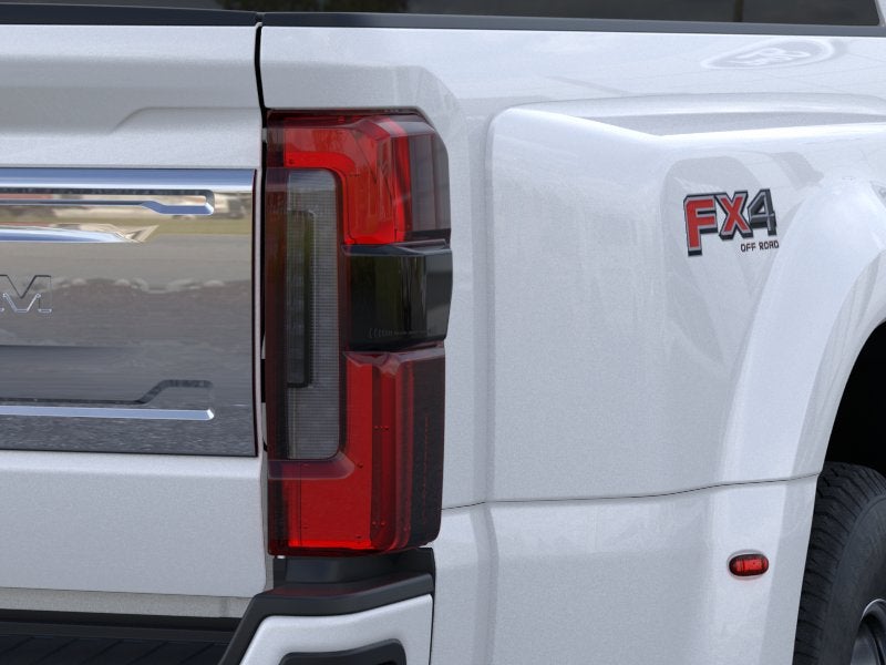 2026 Ford Super Duty F-350 DRW Platinum