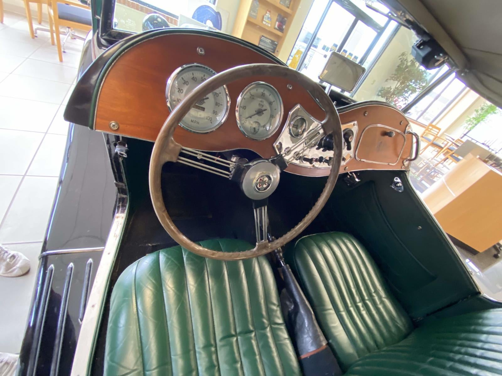 1952 MG TD Base
