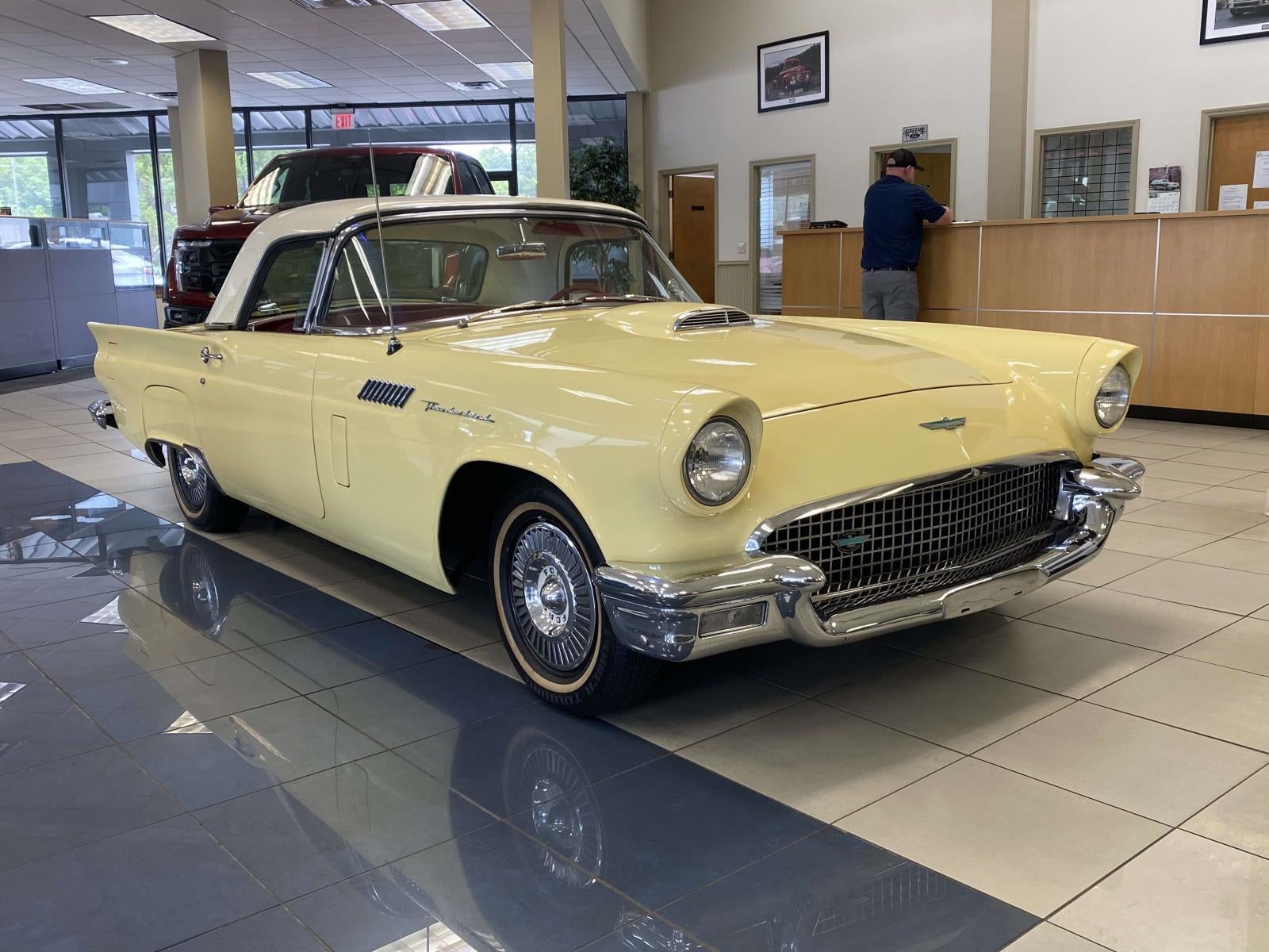 1957 Ford Thunderbird Base