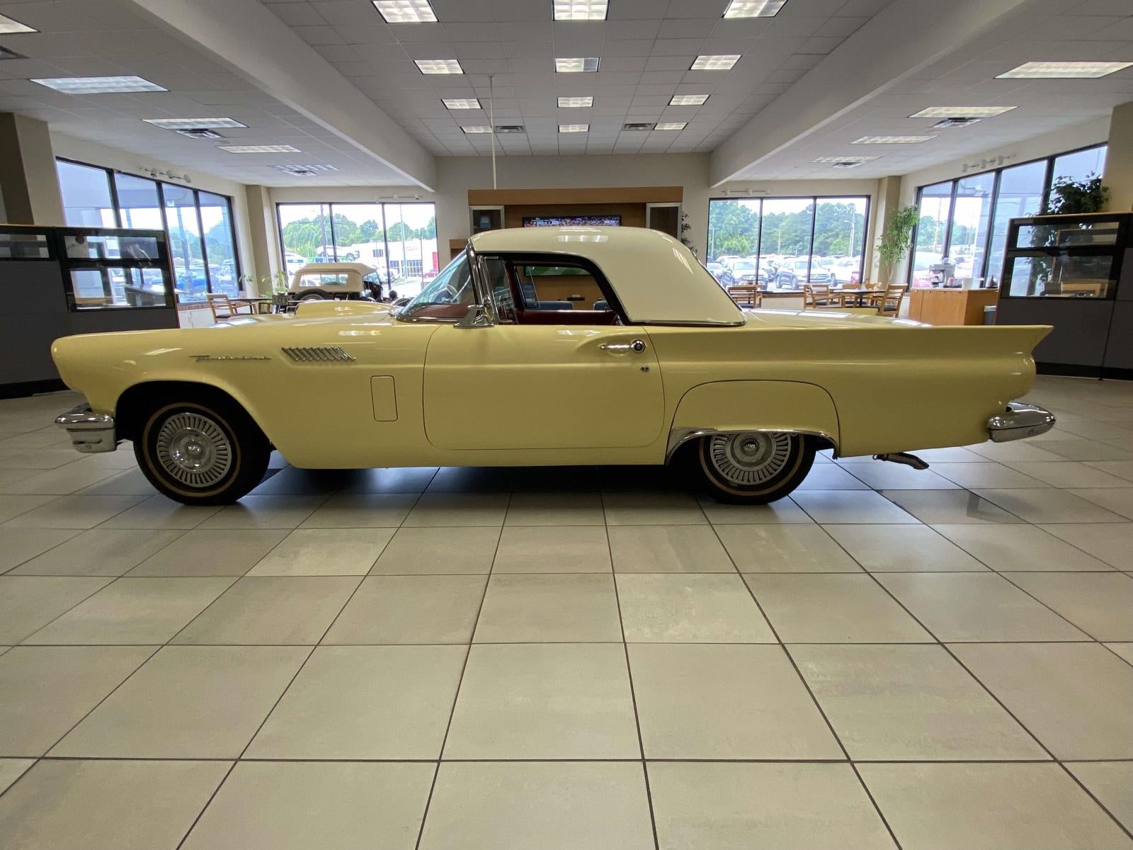 1957 Ford Thunderbird Base