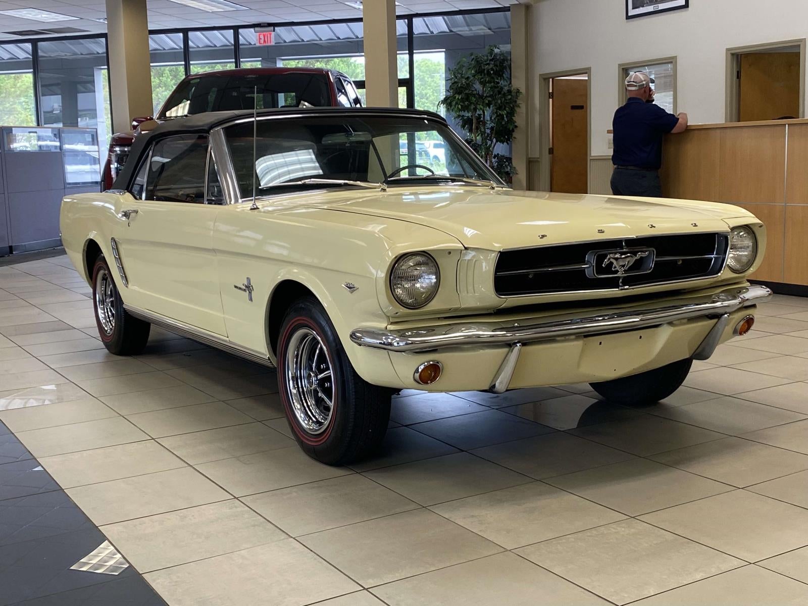 1965 Ford Mustang Base