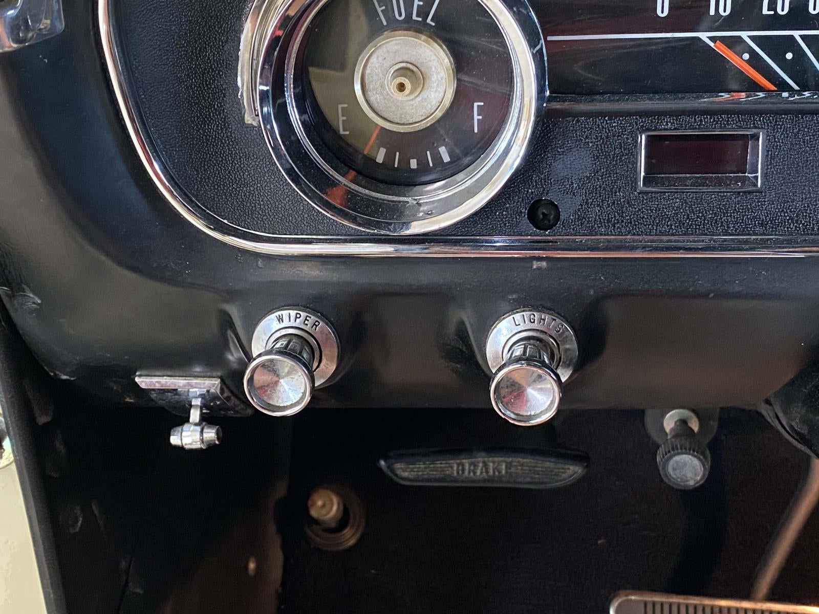 1965 Ford Mustang Base