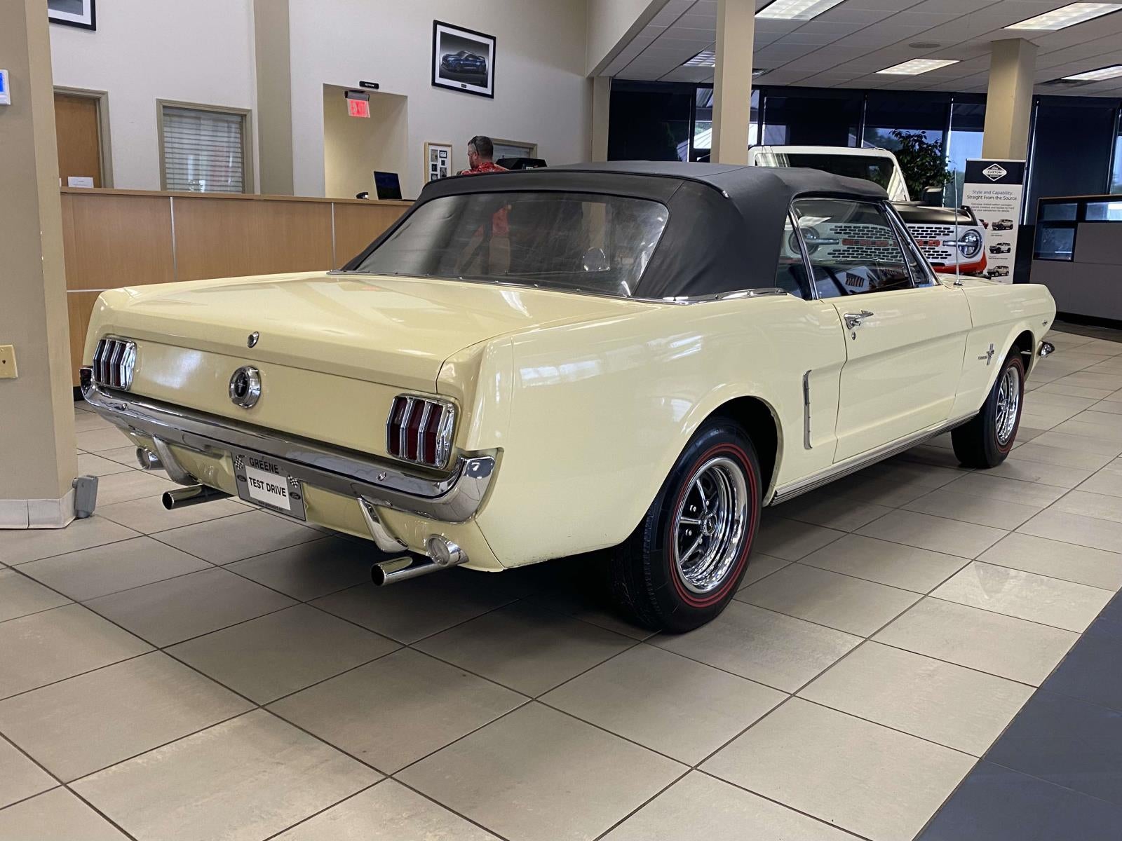 1965 Ford Mustang Base