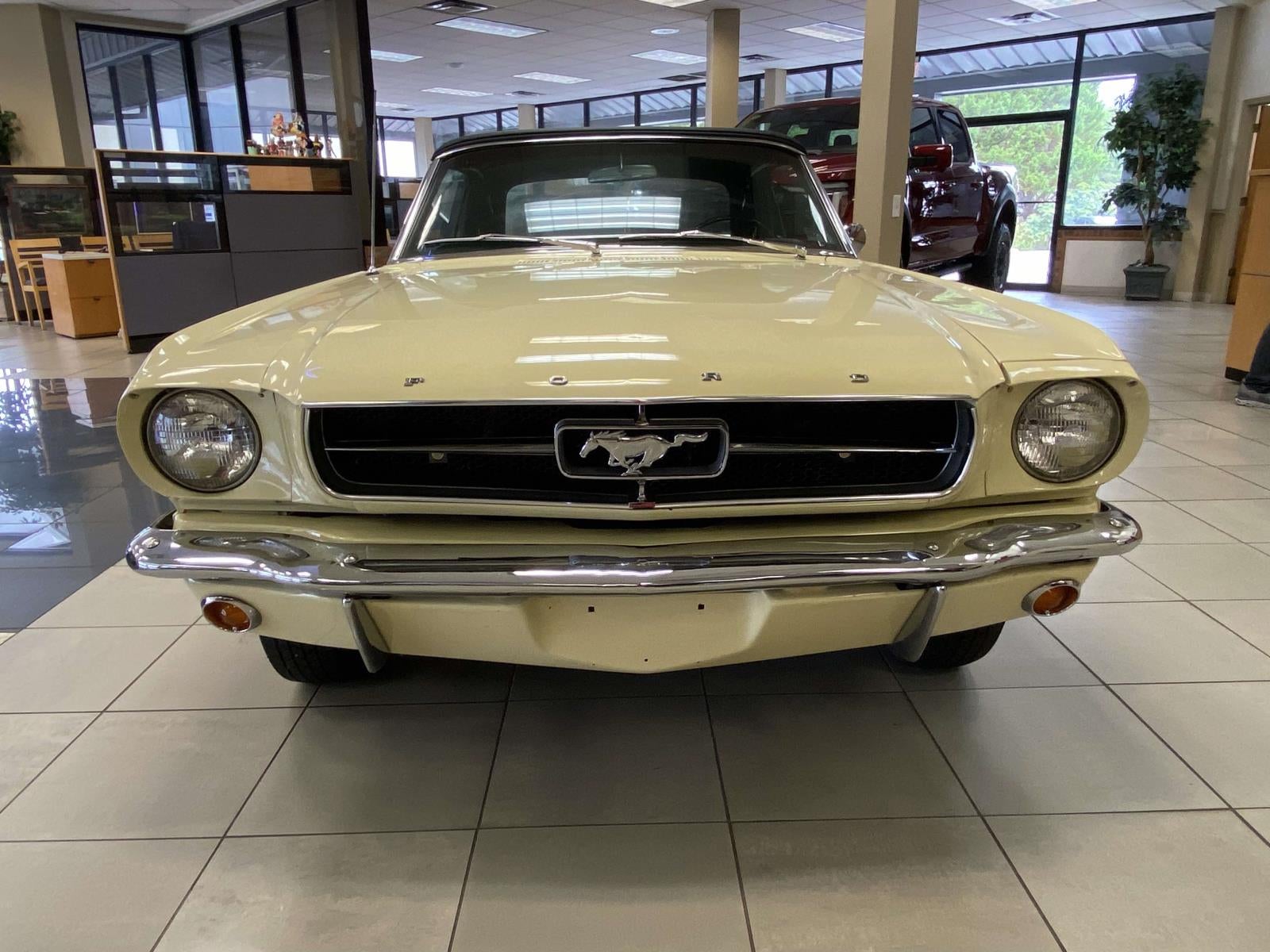 1965 Ford Mustang Base