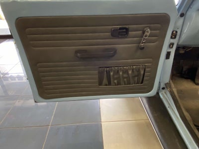 1974 Volkswagen Beetle Base