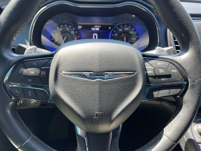 2015 Chrysler 200 4dr Sdn S FWD