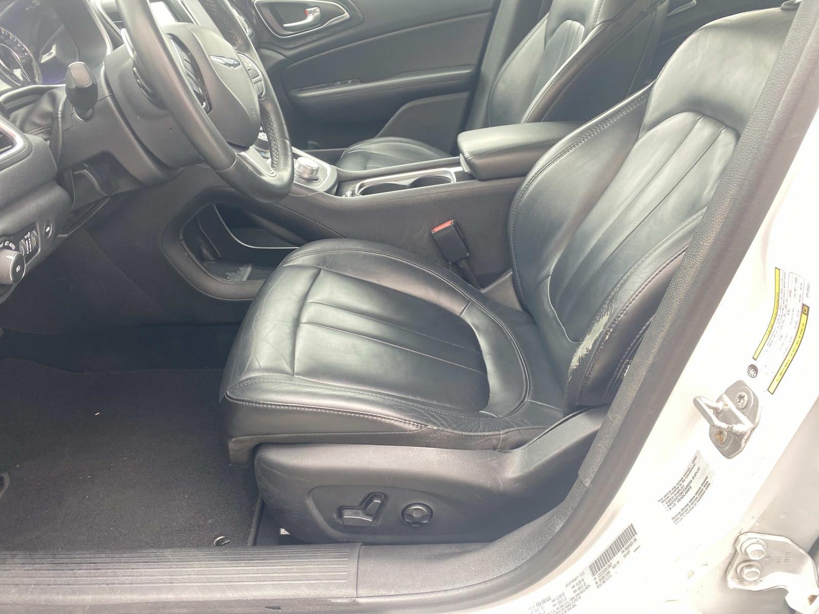 2016 Chrysler 200 4dr Sdn C AWD
