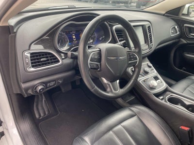 2016 Chrysler 200 4dr Sdn C AWD