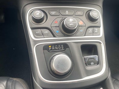 2016 Chrysler 200 4dr Sdn C AWD