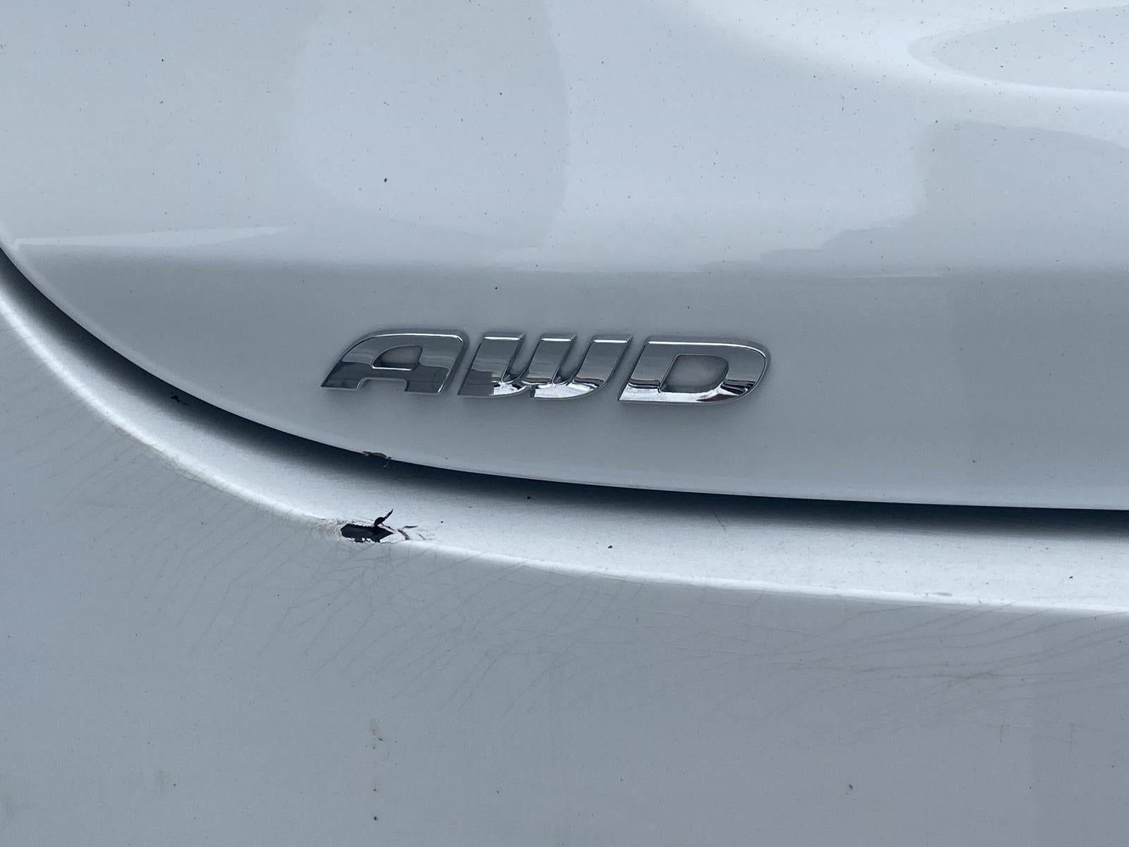 2016 Chrysler 200 4dr Sdn C AWD