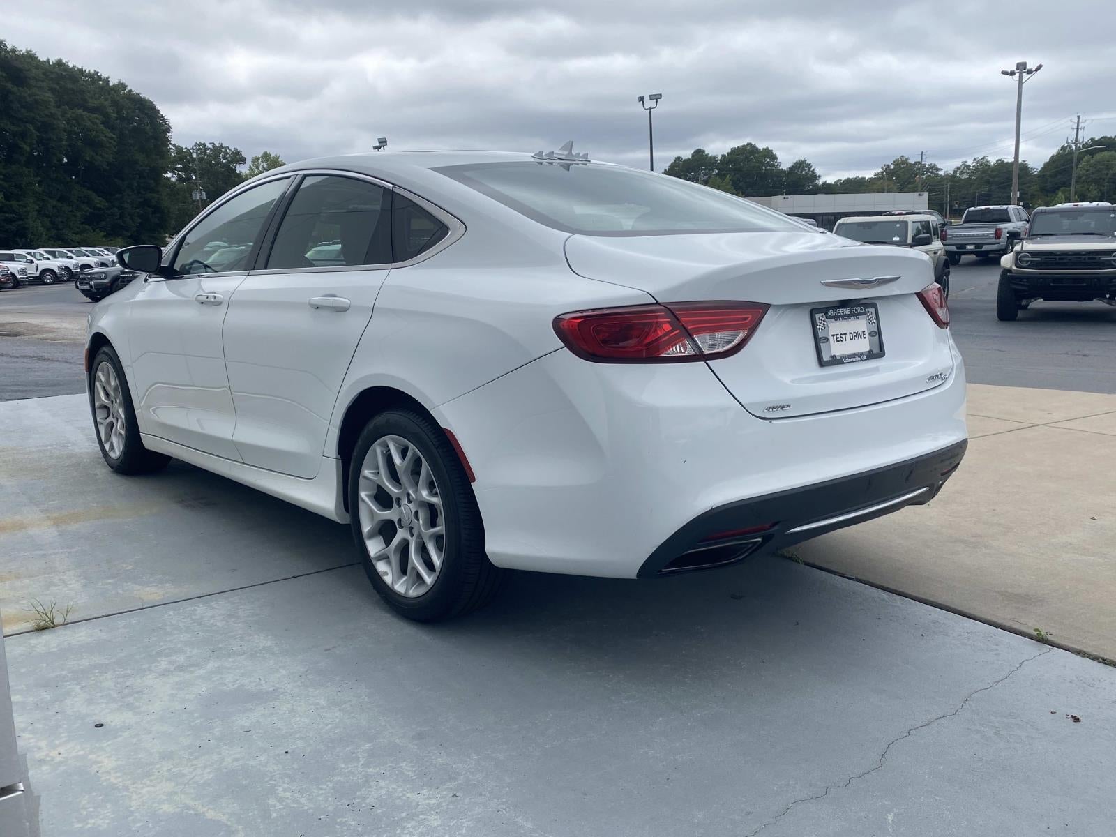 2016 Chrysler 200 4dr Sdn C AWD