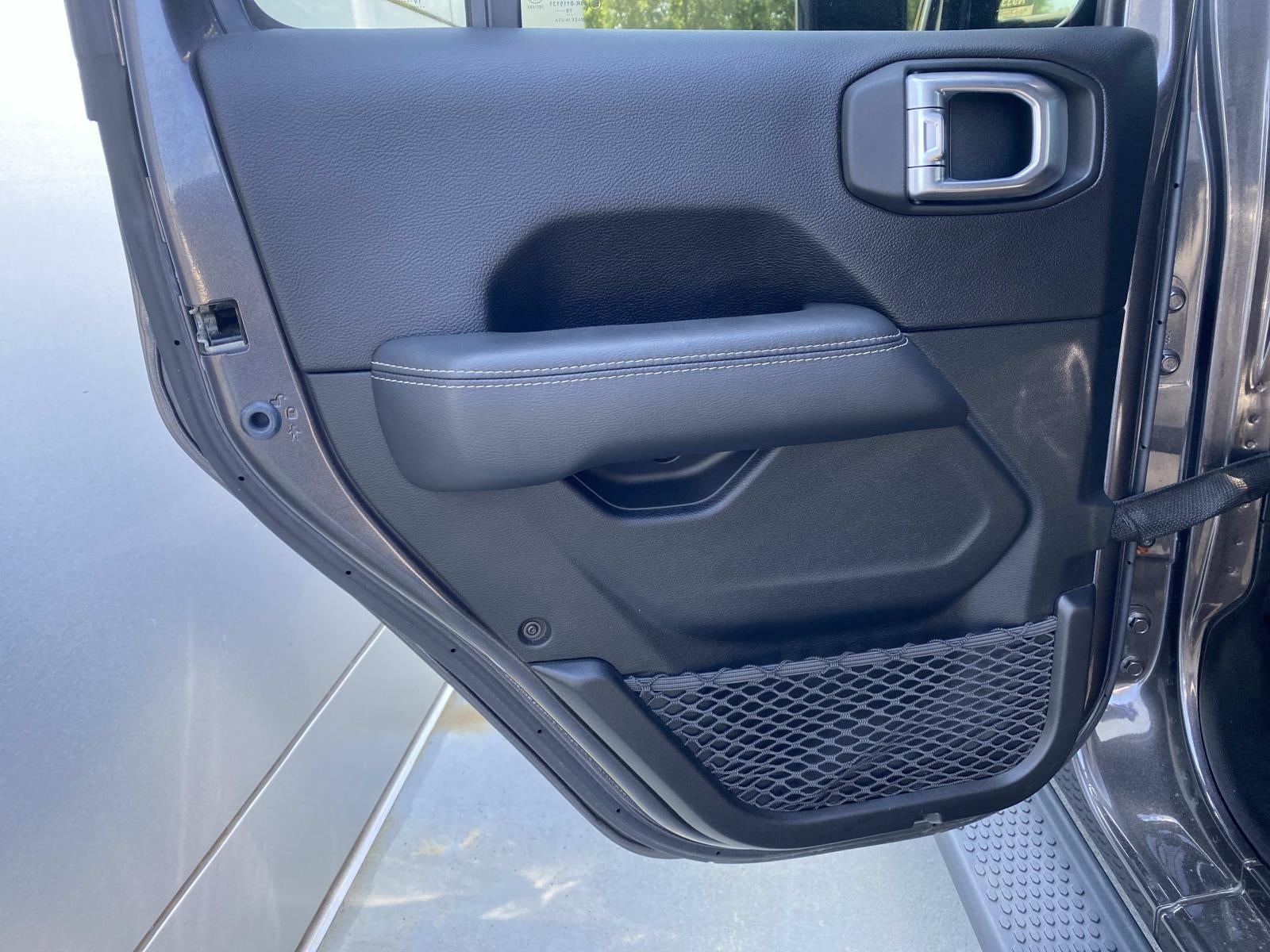 2020 Jeep Wrangler Unlimited Sahara 4x4