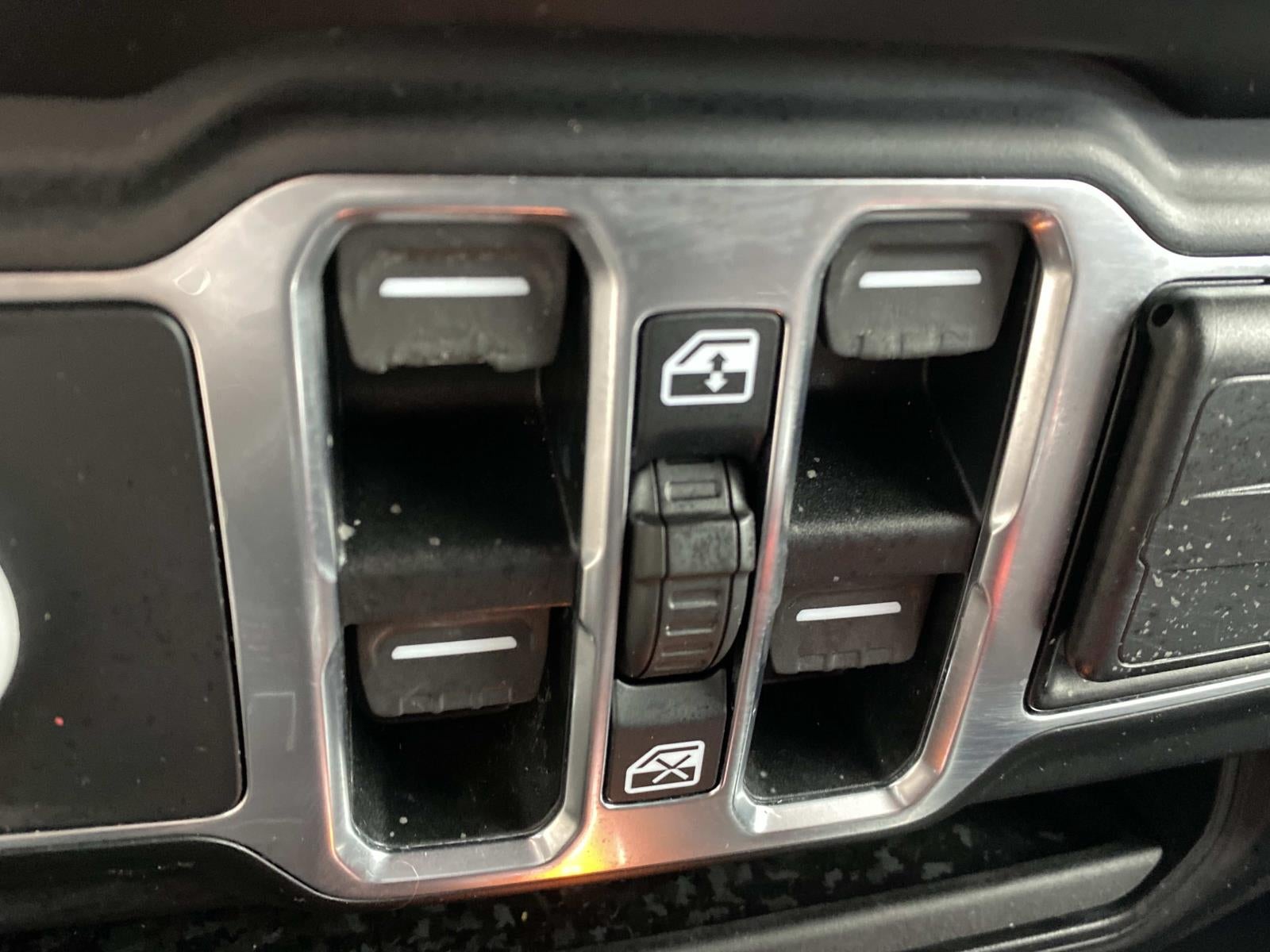 2020 Jeep Wrangler Unlimited Sahara 4x4