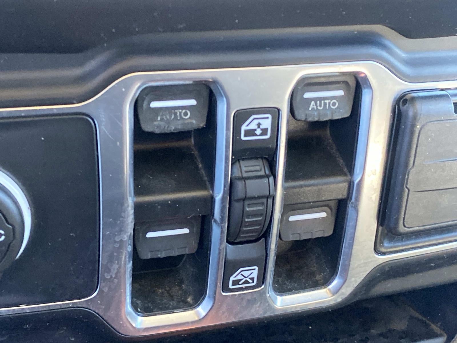 2019 Jeep Wrangler Unlimited Sahara 4x4