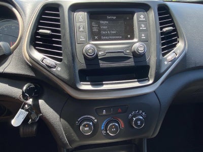2017 Jeep Cherokee Sport FWD