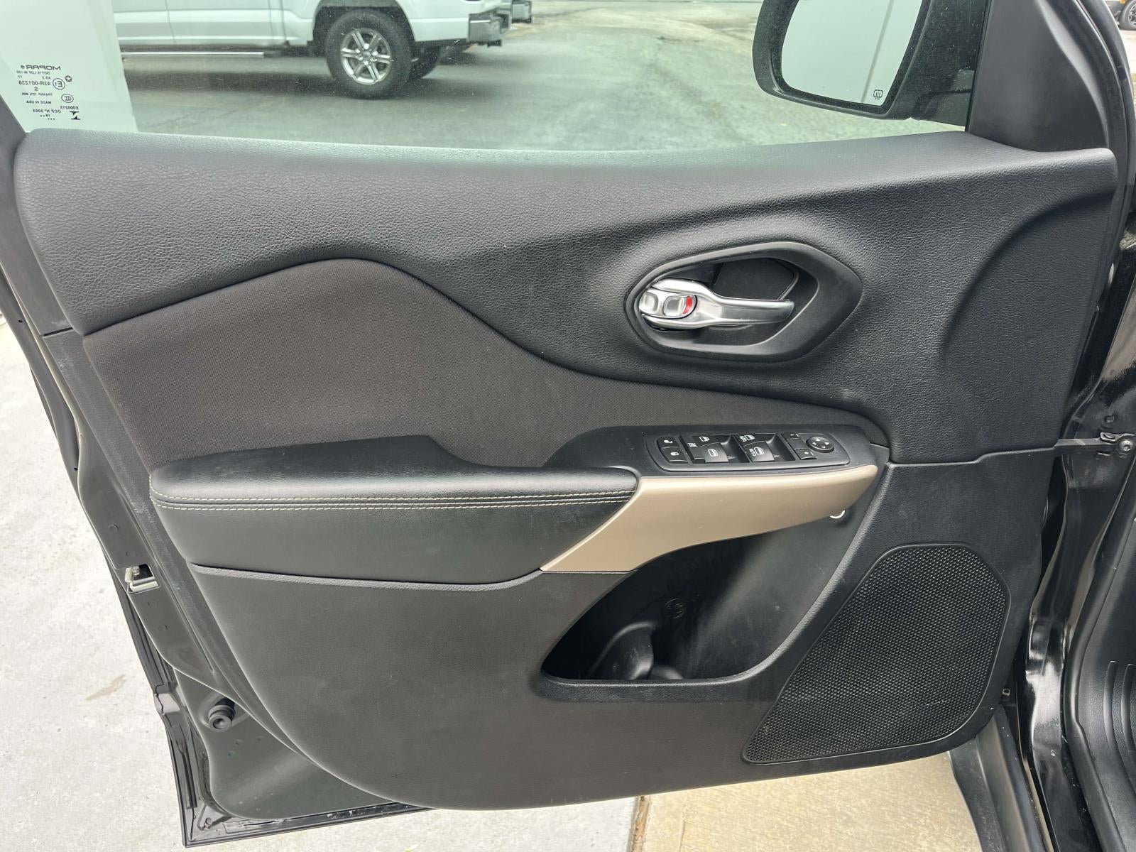 2017 Jeep Cherokee Latitude FWD