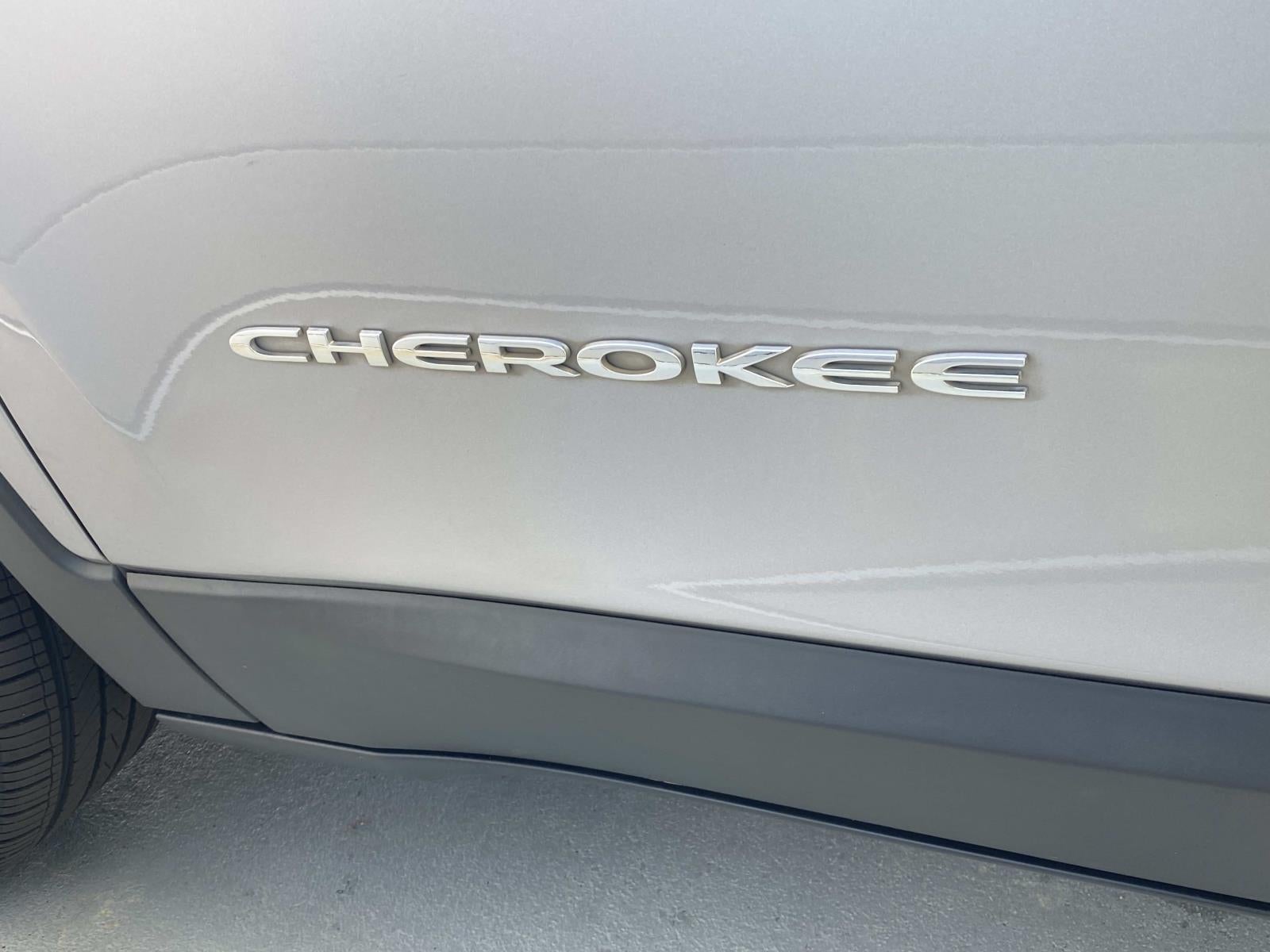 2018 Jeep Cherokee Limited FWD