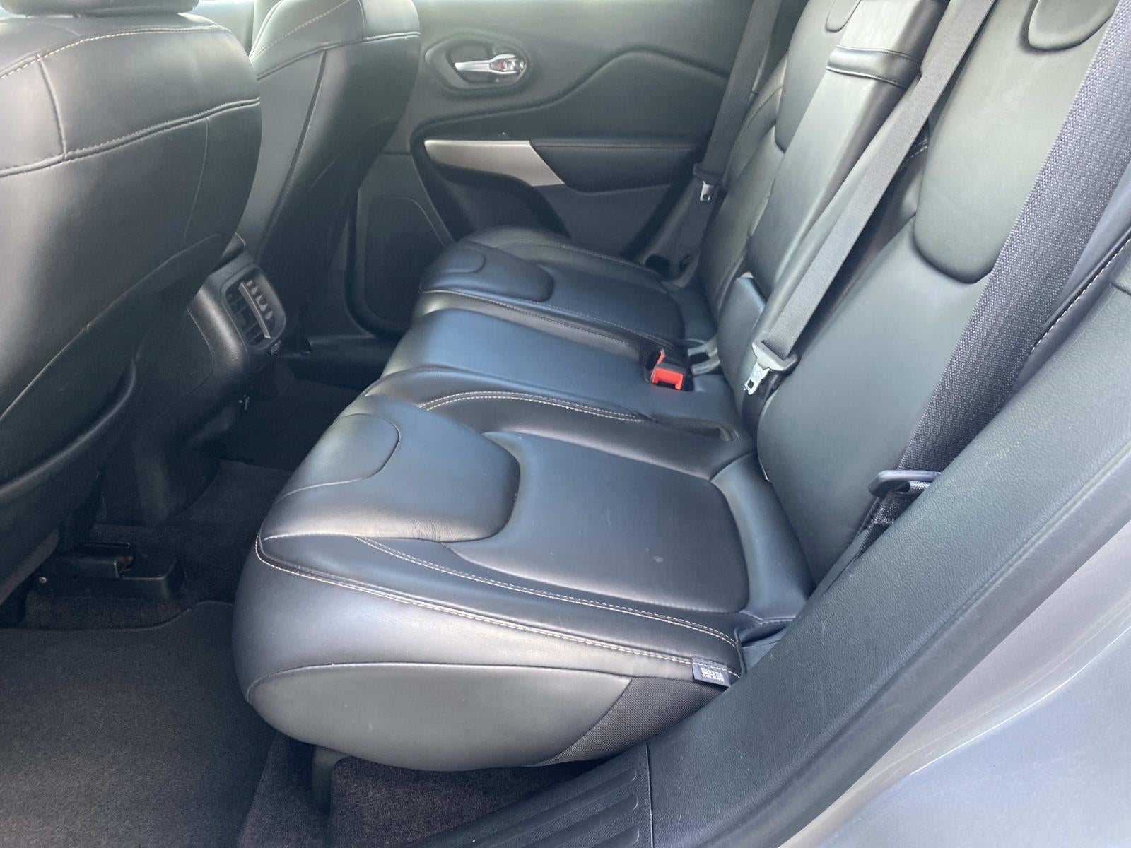 2018 Jeep Cherokee Limited FWD