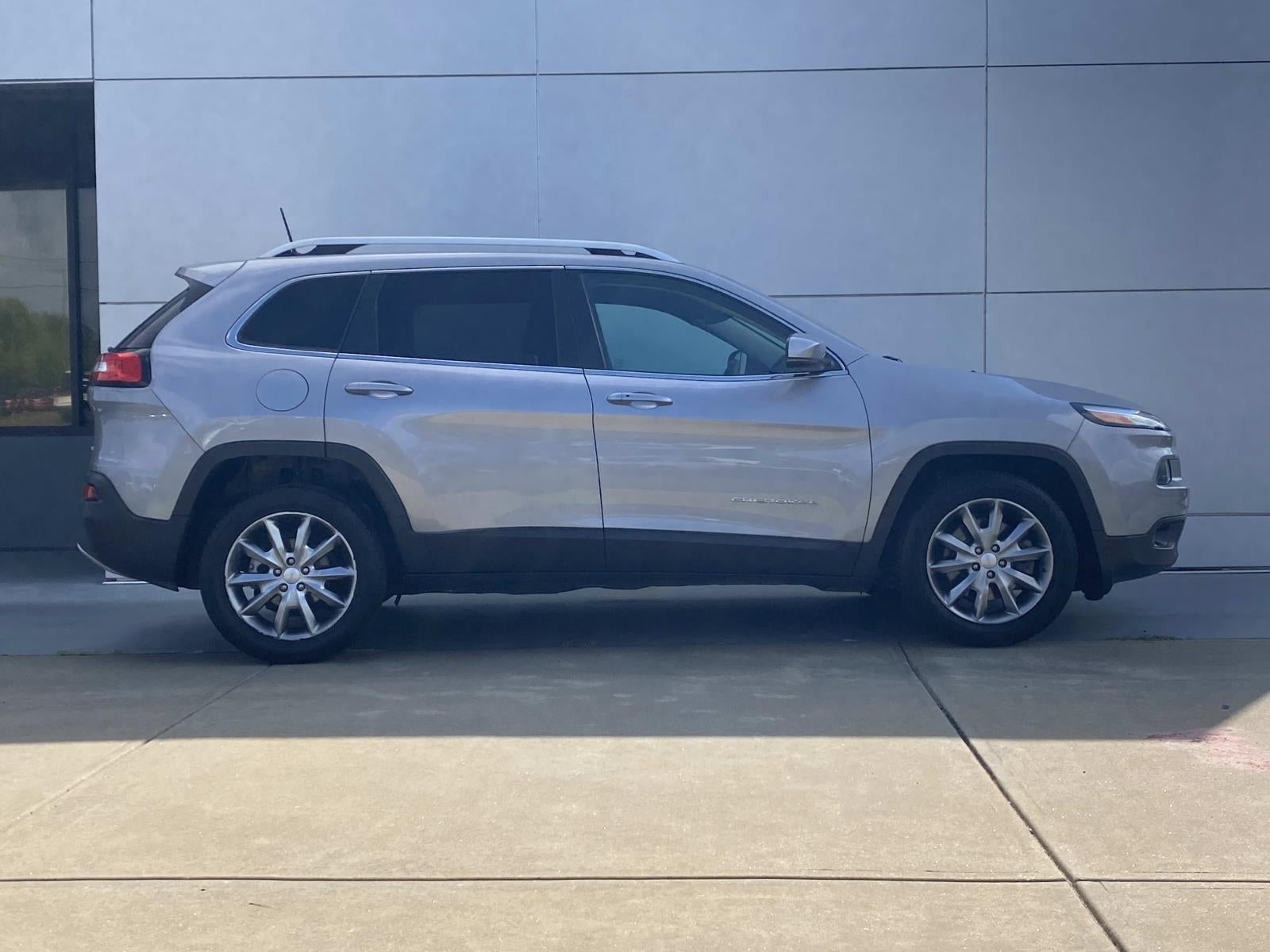 2018 Jeep Cherokee Limited FWD