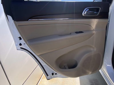 2017 Jeep Grand Cherokee Overland 4x2