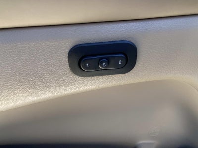 2017 Jeep Grand Cherokee Overland 4x2