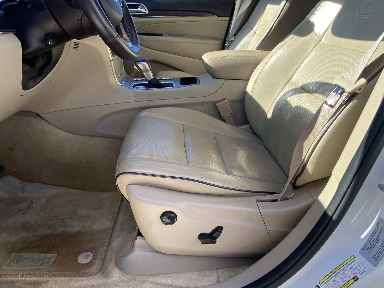 2017 Jeep Grand Cherokee Overland 4x2