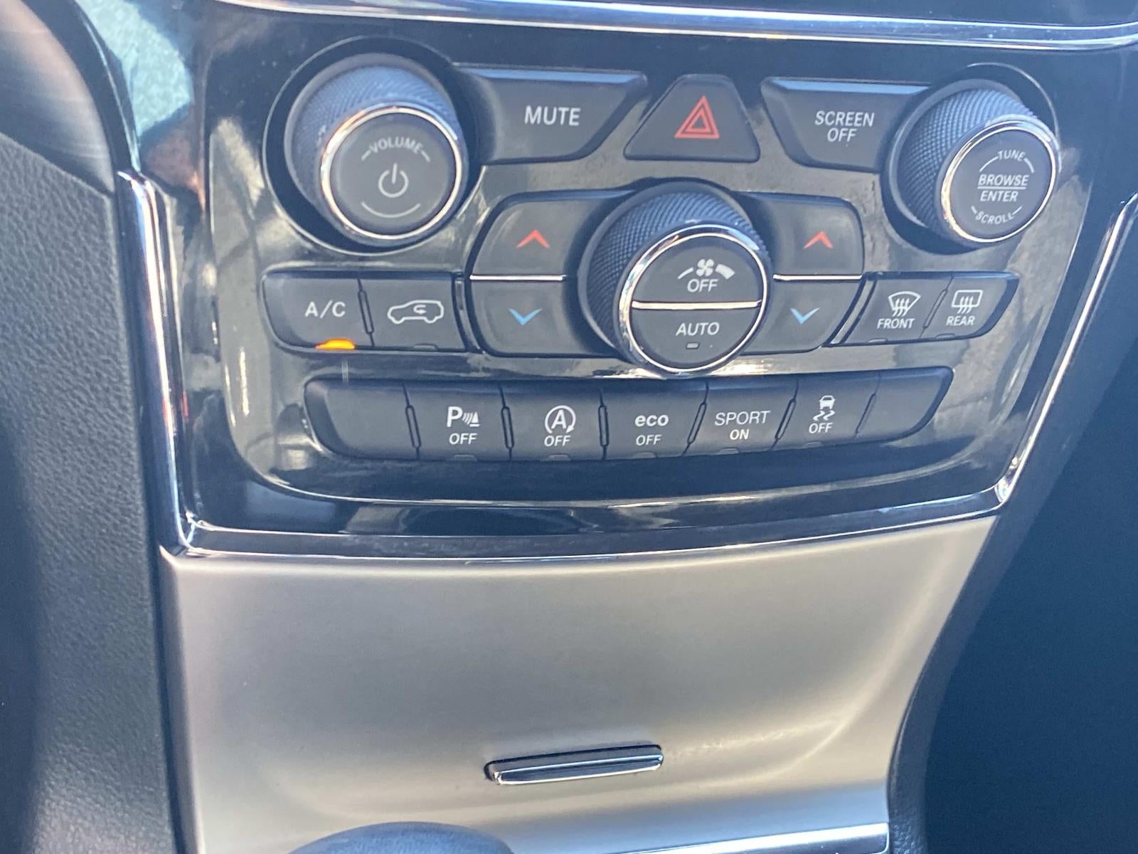 2021 Jeep Grand Cherokee Laredo X 4x4