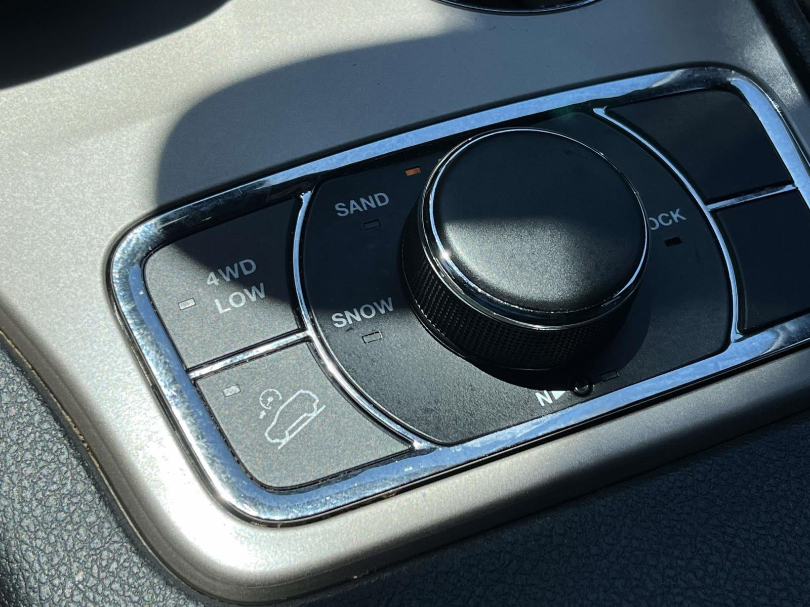 2015 Jeep Grand Cherokee 4WD 4dr Limited