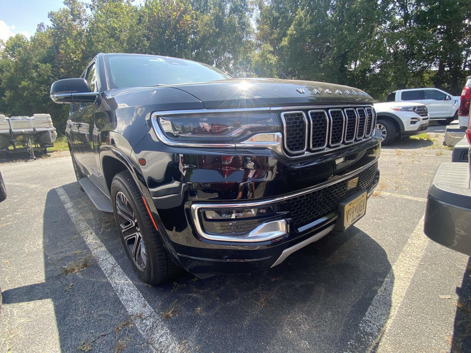 2024 Jeep Wagoneer L Series II photo 2