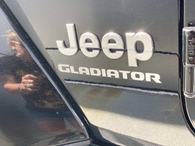 2020 Jeep Gladiator Overland 4x4