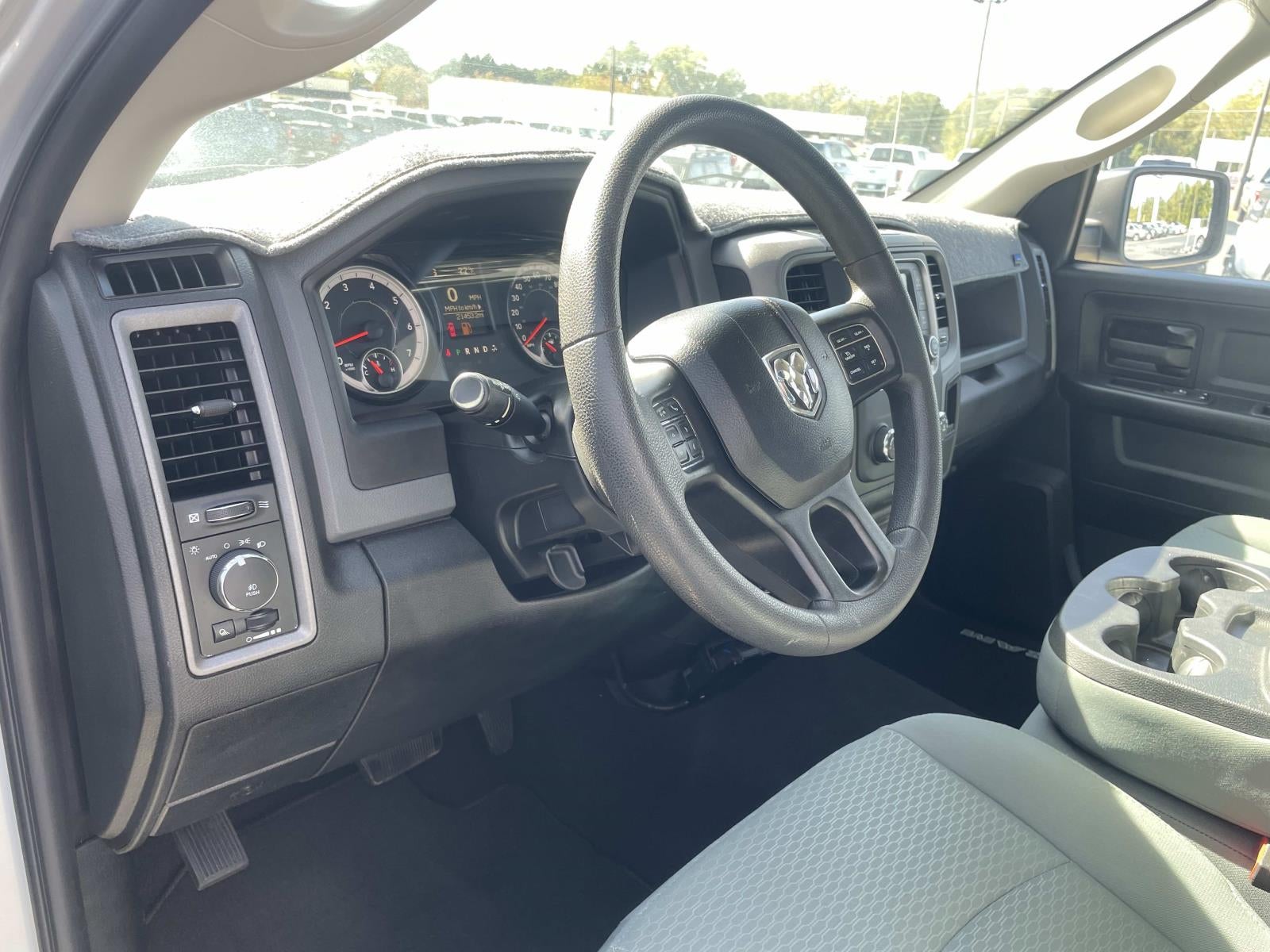 2019 RAM 1500 Classic Tradesman 4x4 Quad Cab 6'4 Box