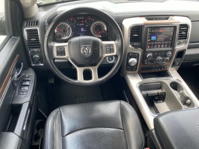 2017 RAM 1500 Laramie 4x4 Crew Cab 5'7 Box