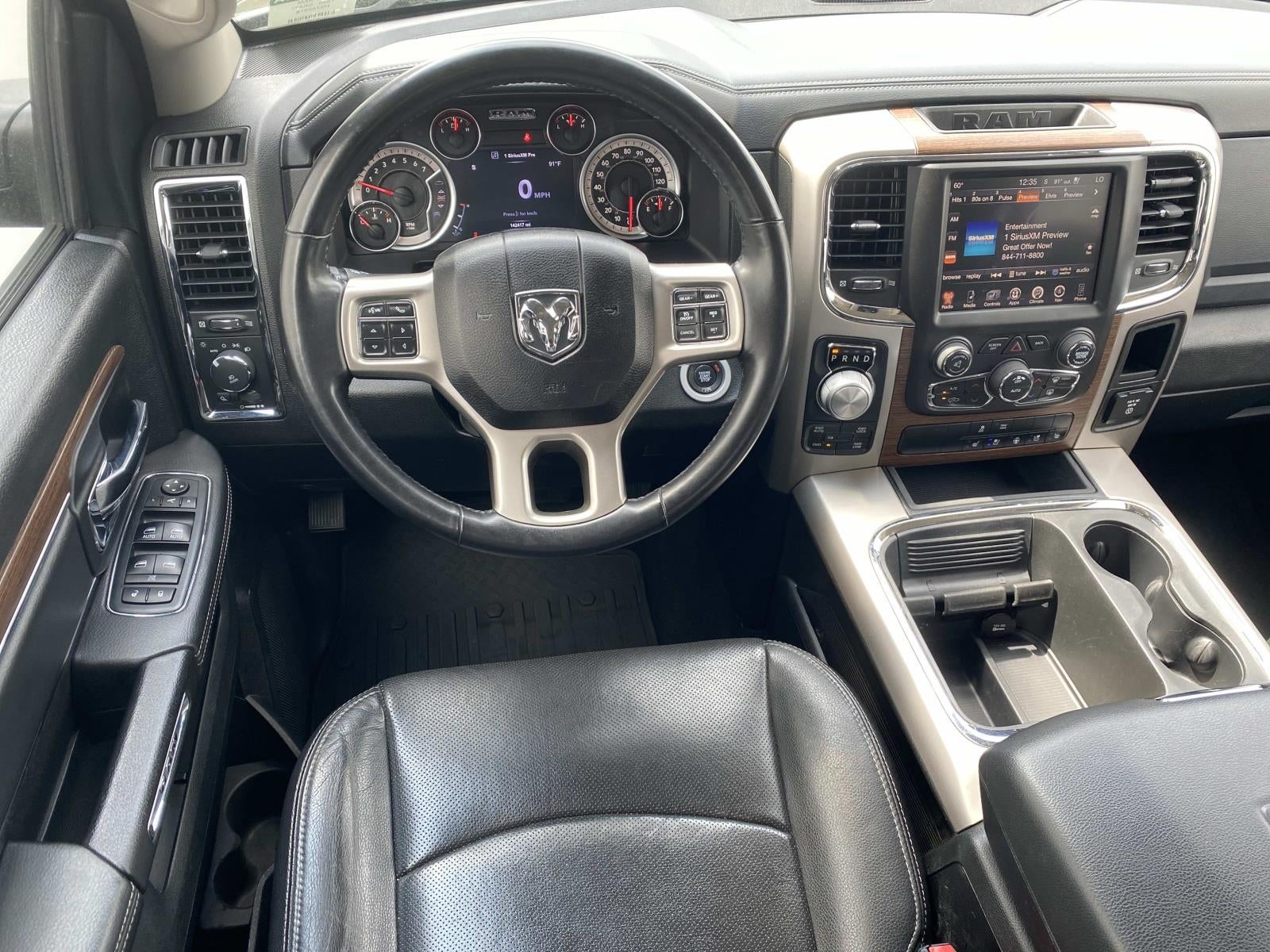 2017 RAM 1500 Laramie 4x4 Crew Cab 5'7 Box