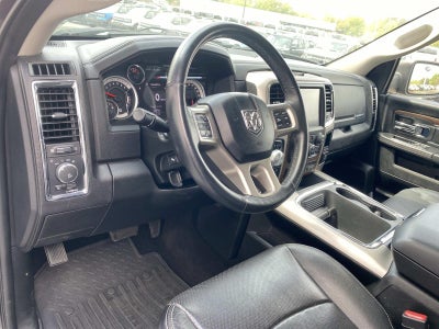 2017 RAM 1500 Laramie 4x4 Crew Cab 5'7 Box