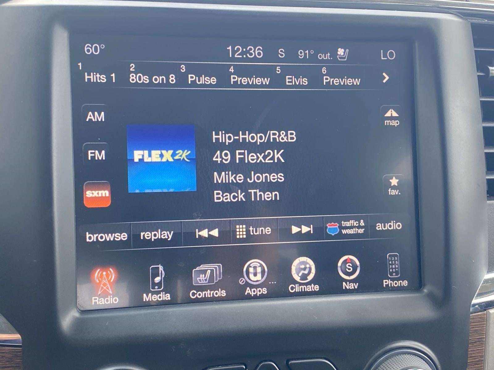 2017 RAM 1500 Laramie 4x4 Crew Cab 5'7 Box