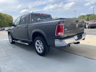 2017 RAM 1500 Laramie 4x4 Crew Cab 5'7 Box
