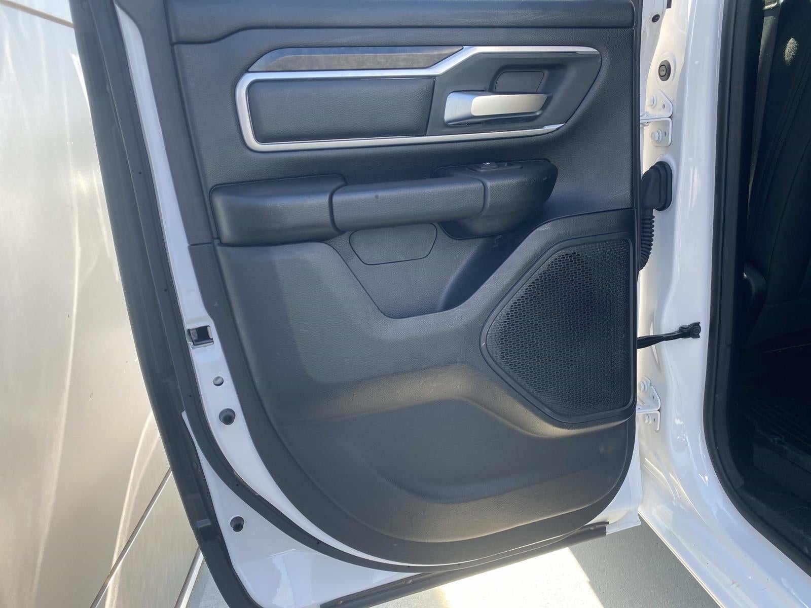 2020 RAM 1500 Big Horn 4x2 Quad Cab 6'4 Box