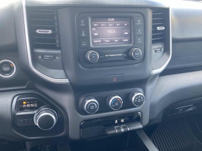 2020 RAM 1500 Big Horn 4x2 Quad Cab 6'4 Box