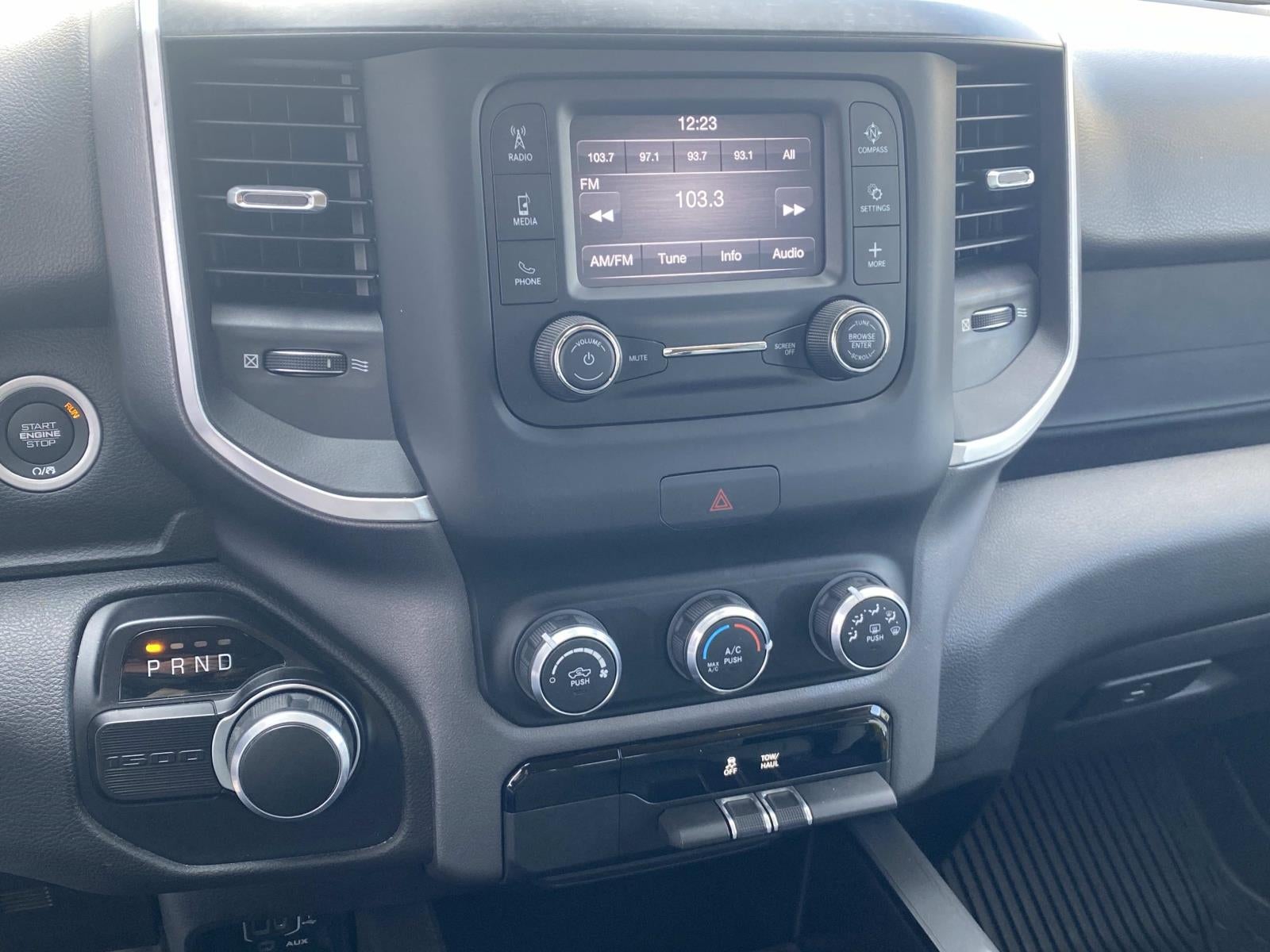 2020 RAM 1500 Big Horn 4x2 Quad Cab 6'4 Box