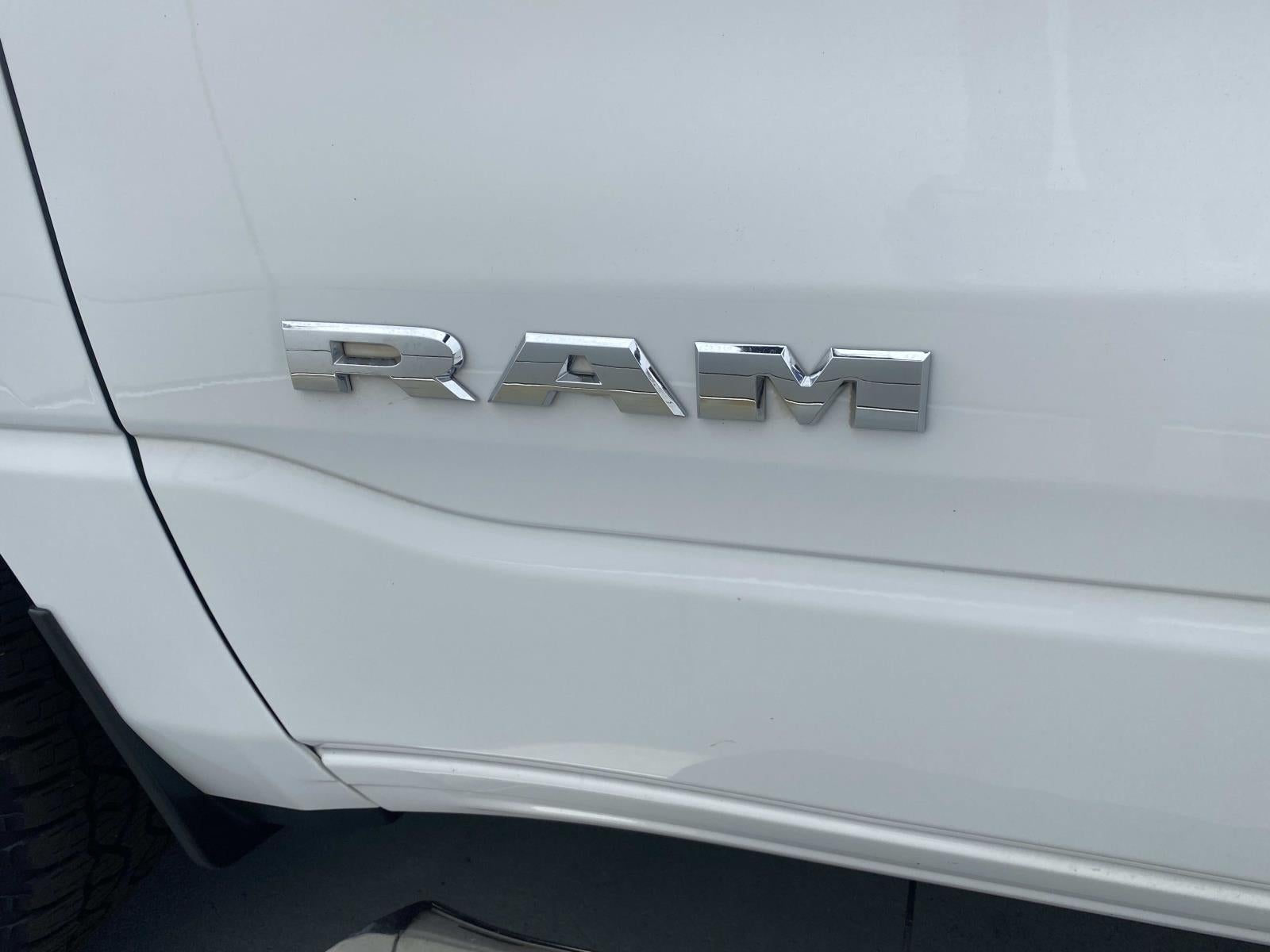 2021 RAM 1500 Big Horn 4x2 Crew Cab 5'7 Box