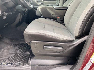 2019 RAM 1500 Big Horn/Lone Star 4x2 Crew Cab 5'7 Box