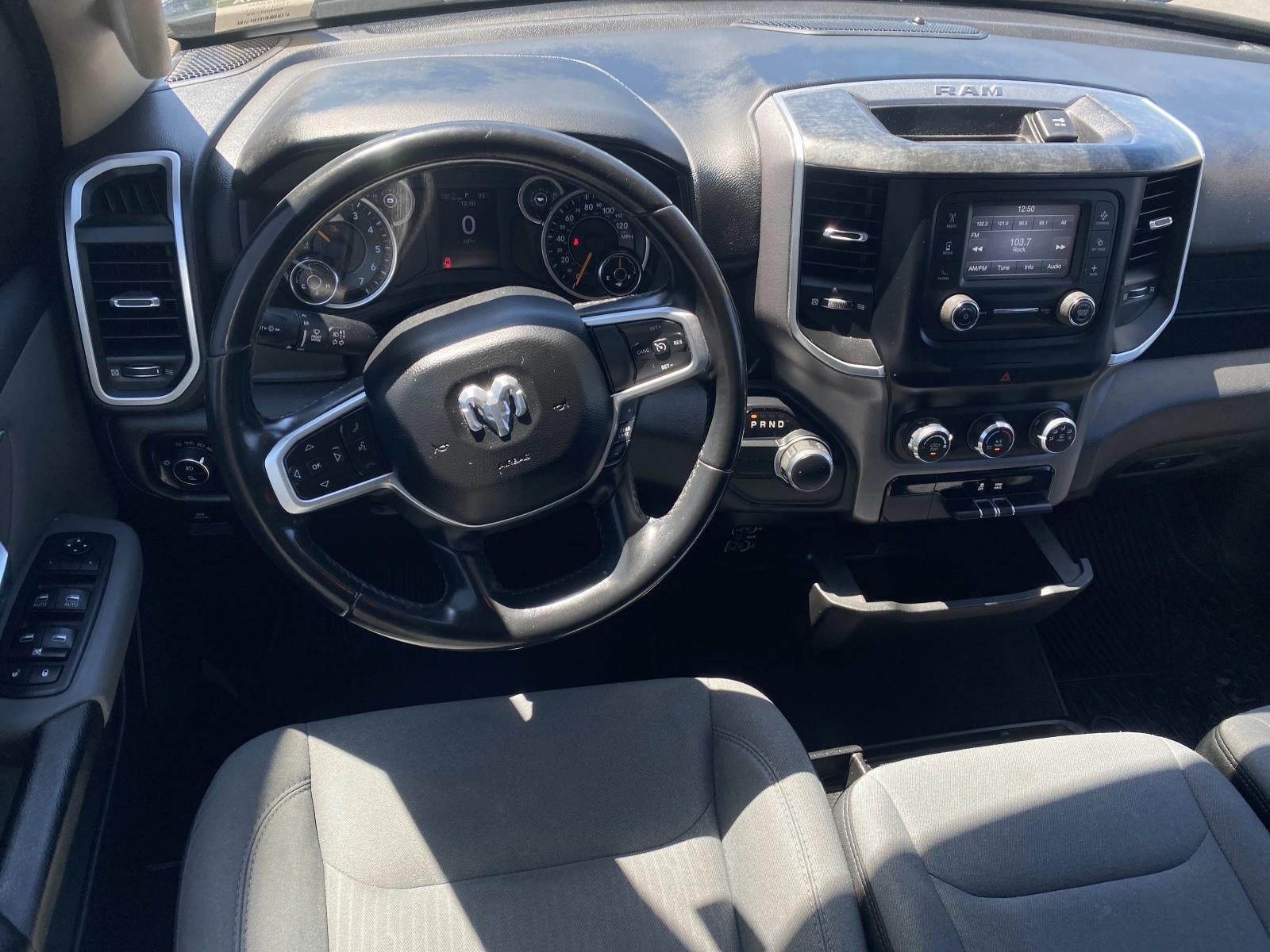 2019 RAM 1500 Big Horn/Lone Star 4x2 Crew Cab 5'7 Box