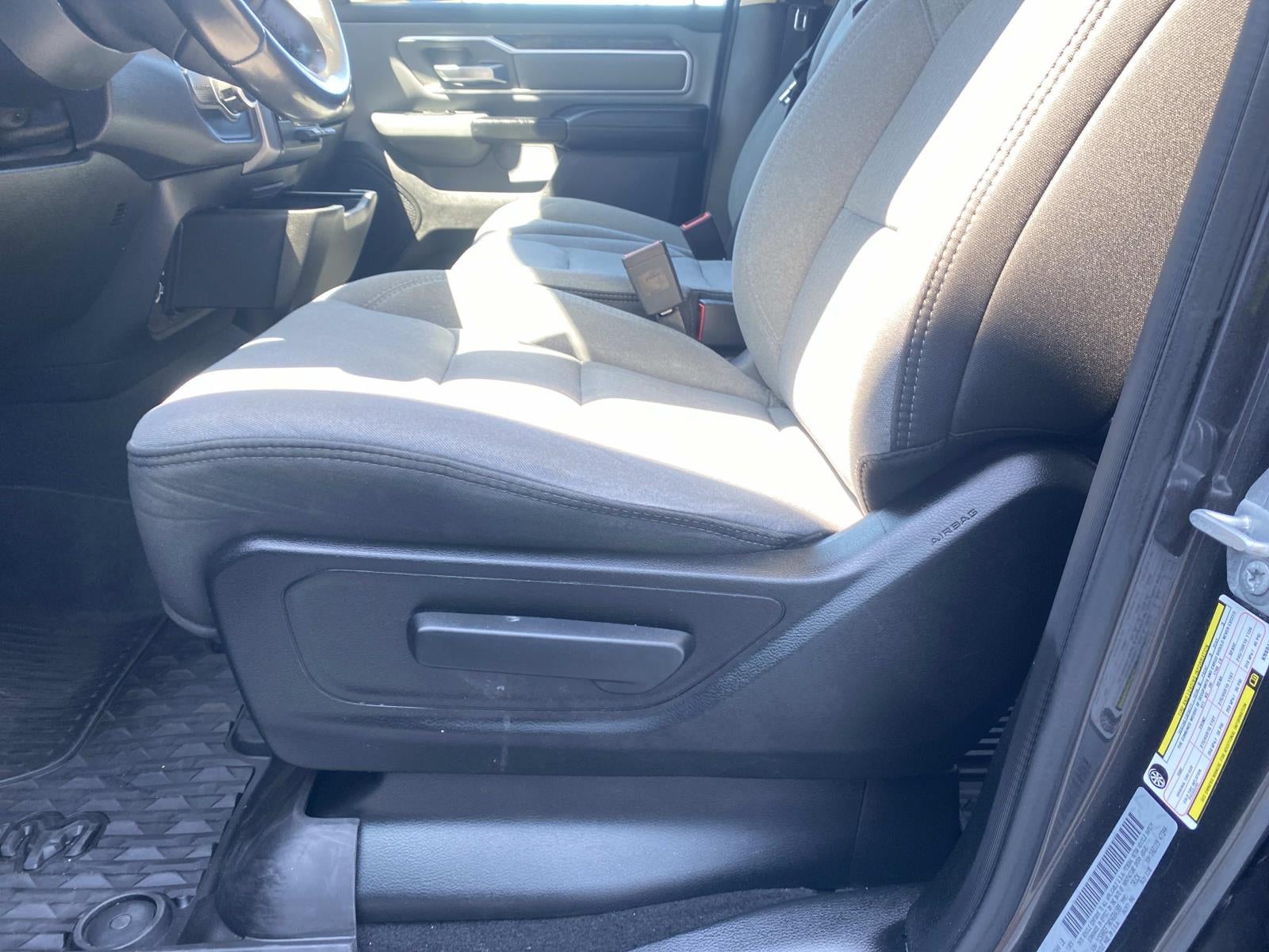 2019 RAM 1500 Big Horn/Lone Star 4x2 Crew Cab 5'7 Box