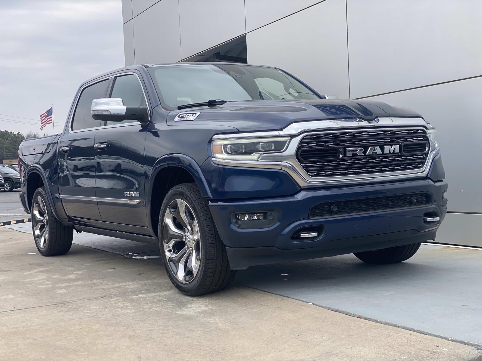 2020 RAM 1500 Limited 4x2 Crew Cab 5'7 Box