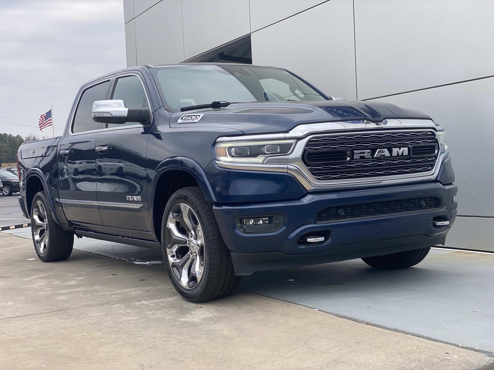 2020 RAM 1500 Limited 4x2 Crew Cab 5'7 Box
