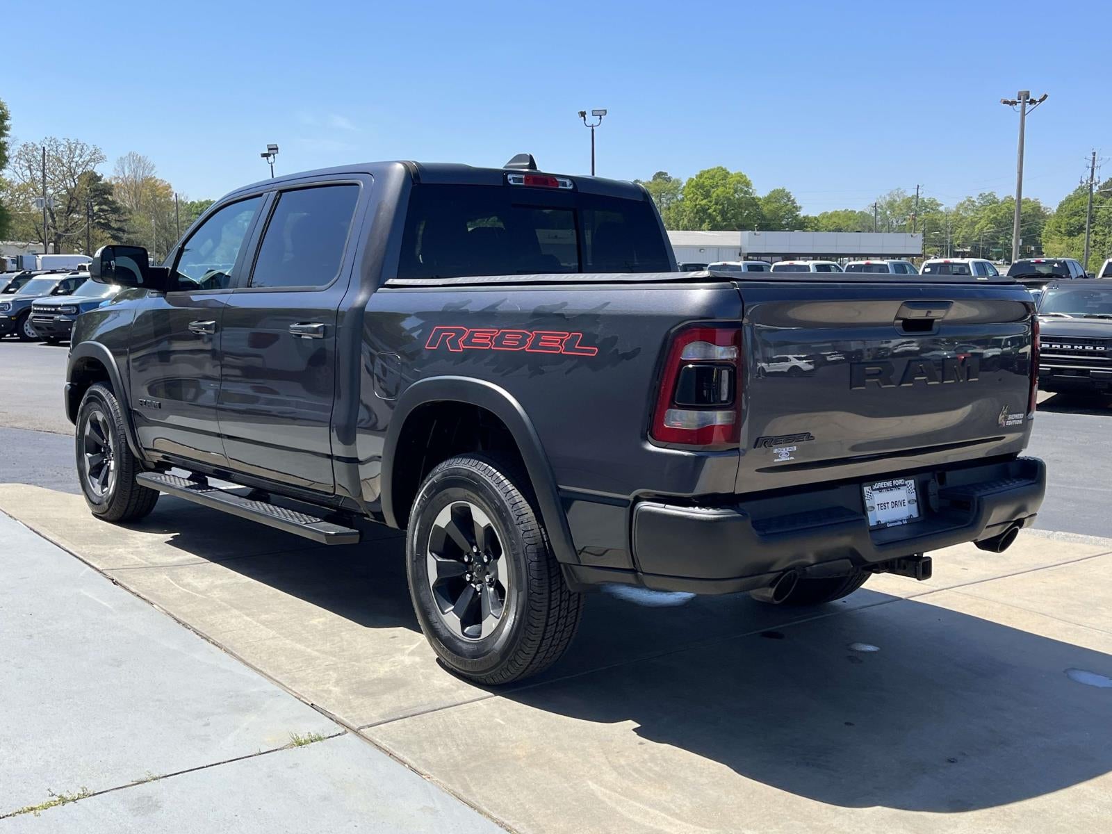 2019 RAM 1500 Rebel 4x2 Crew Cab 5'7 Box