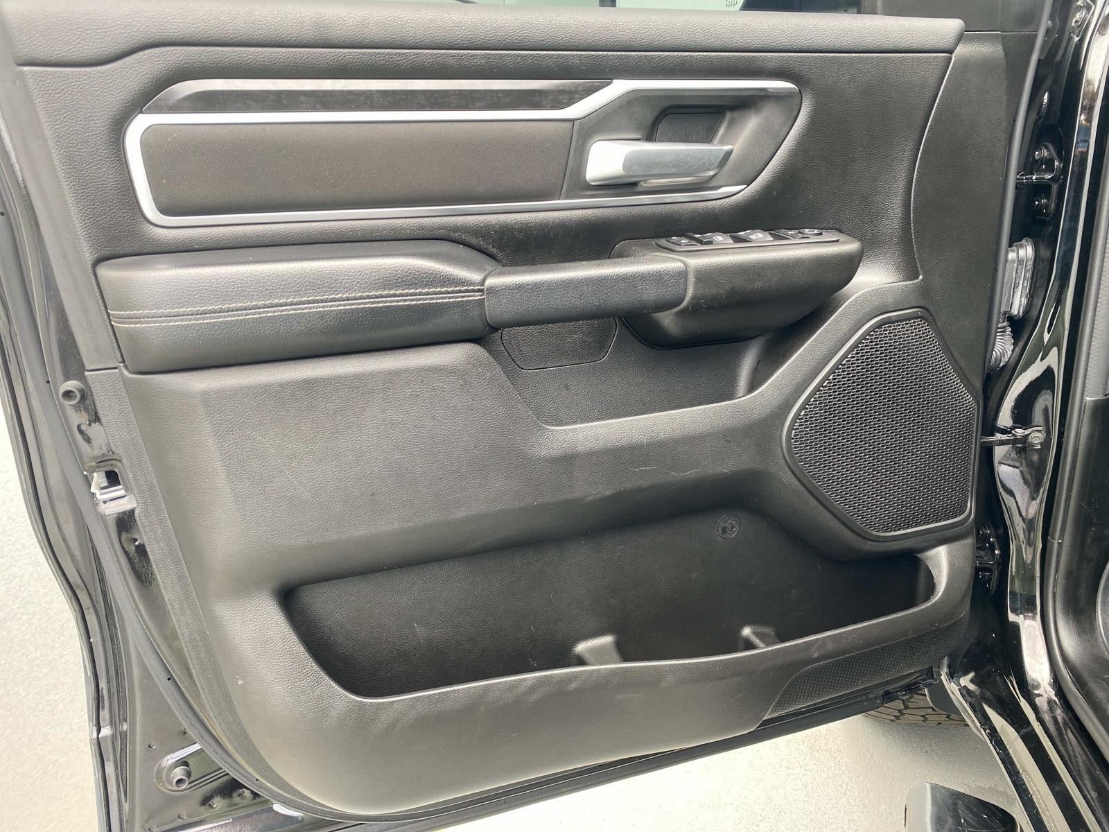 2023 RAM 1500 Big Horn 4x4 Crew Cab 5'7 Box